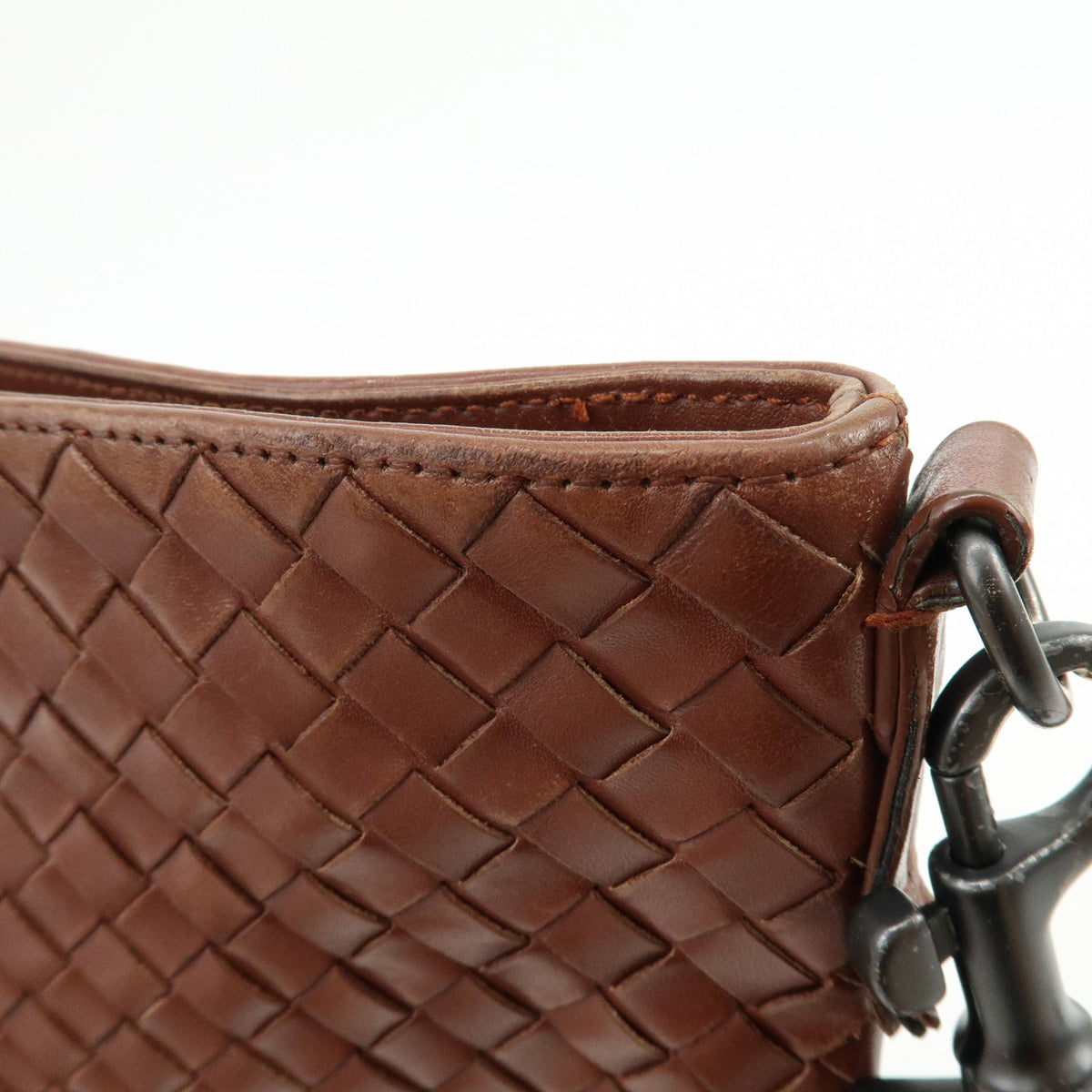 Bottega Veneta Flat Messenger Intrecciato Nappa Brown Leather Handbag (Pre-Owned)