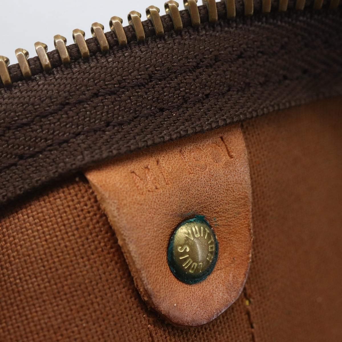 Louis Vuitton Keepall Monogram Canvas Brown Canvas Travel Bag Bag (Pre-Owned)