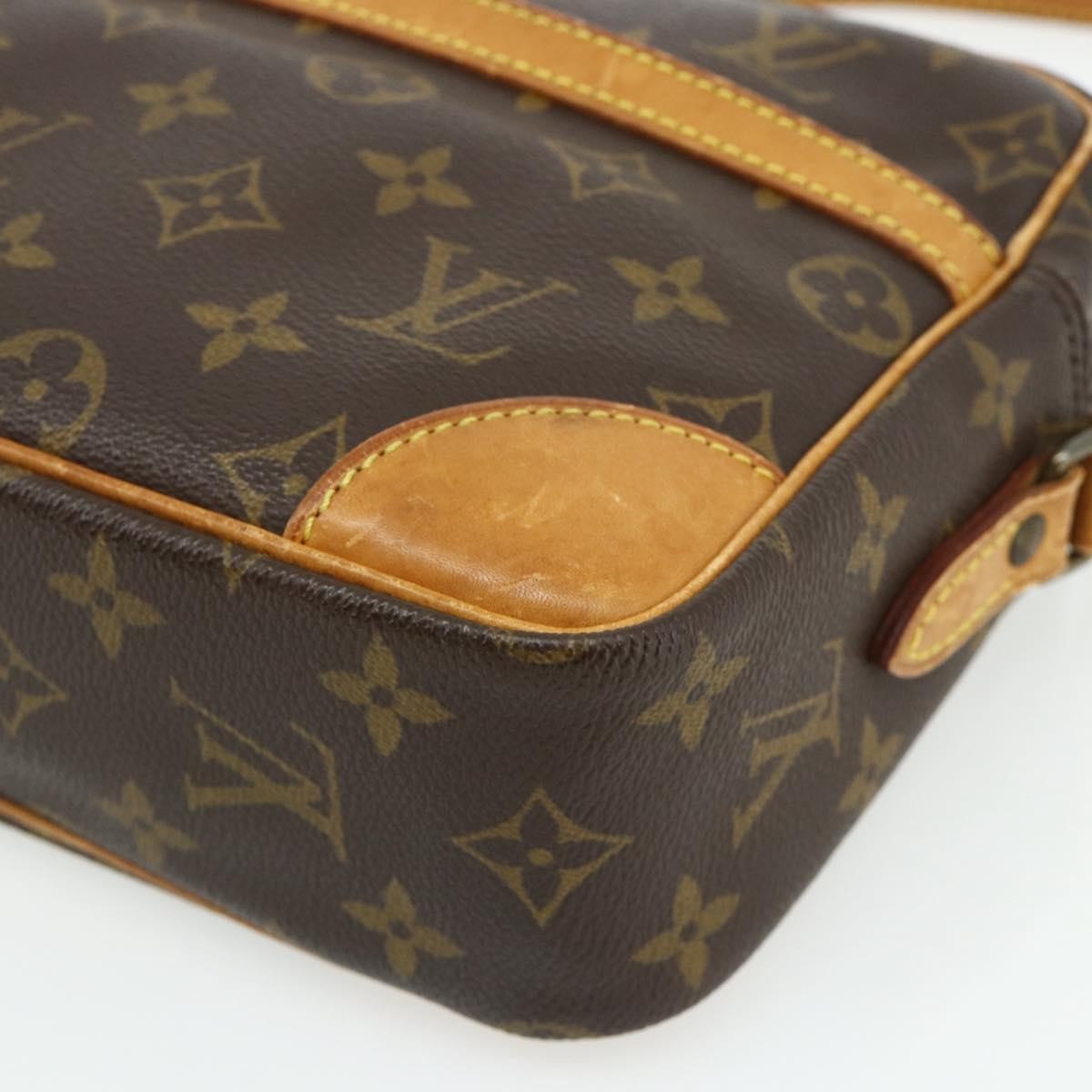 Louis Vuitton Trocadero Monogram Canvas Brown Canvas Shoulder Bag Bag (Pre-Owned)