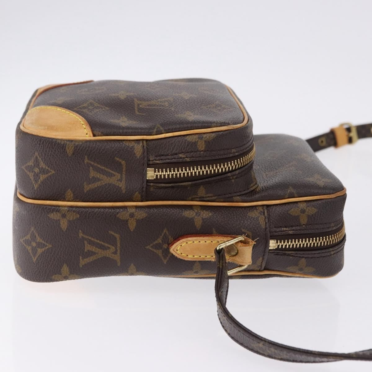 Louis Vuitton Amazone Monogram Canvas Brown Canvas Shoulder Bag Bag (Pre-Owned)