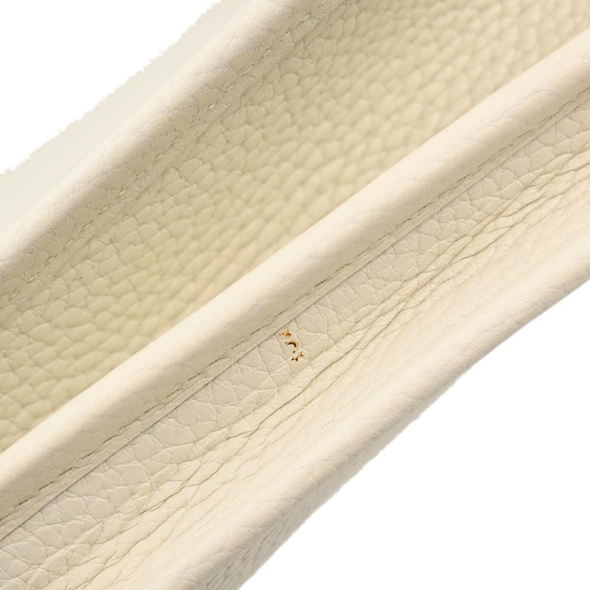 Hermes Evelyne Bag Gen Iii Clemence White Calfskin Shoulder Bag Bag (Pre-Owned)