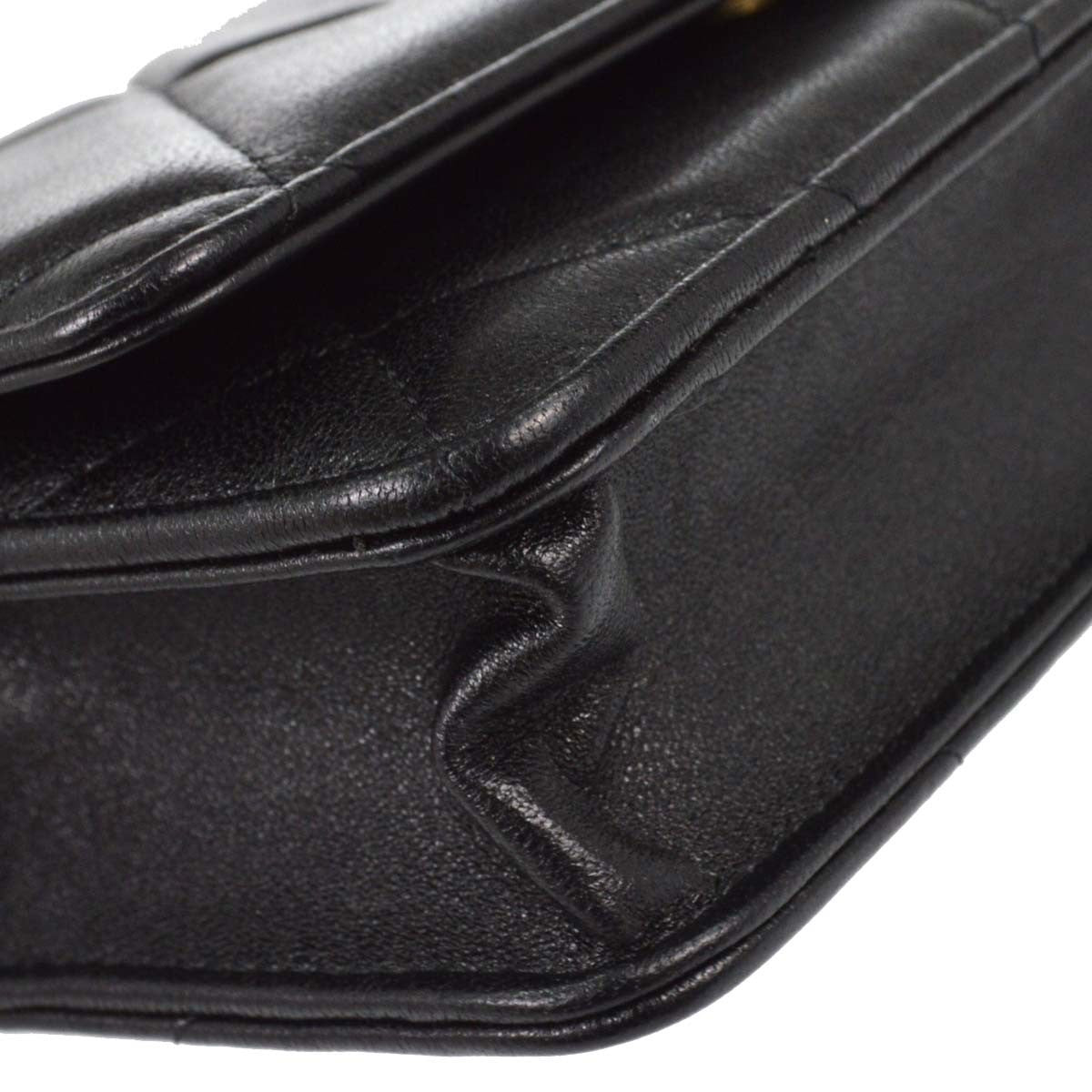 Chanel 19 Flap Bag Quilted Lambskin Black Leather Shoulder Bag Bag (Pre-Owned)
