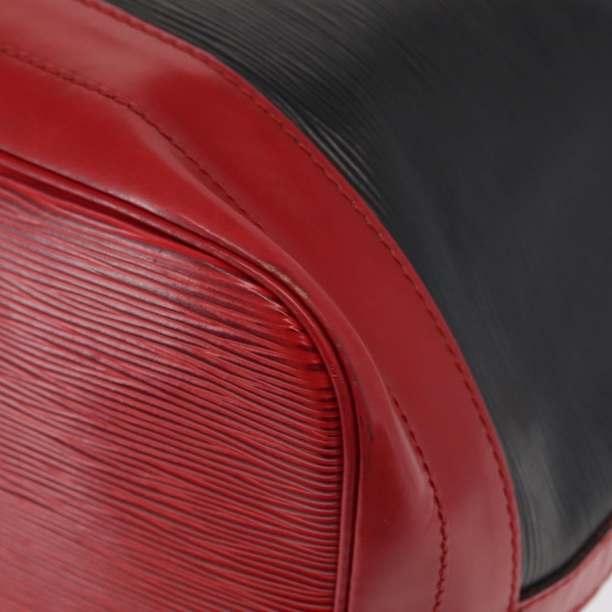 Louis Vuitton Bicolor Noe Epi Leather Black Leather Shoulder Bag Bag (Pre-Owned)