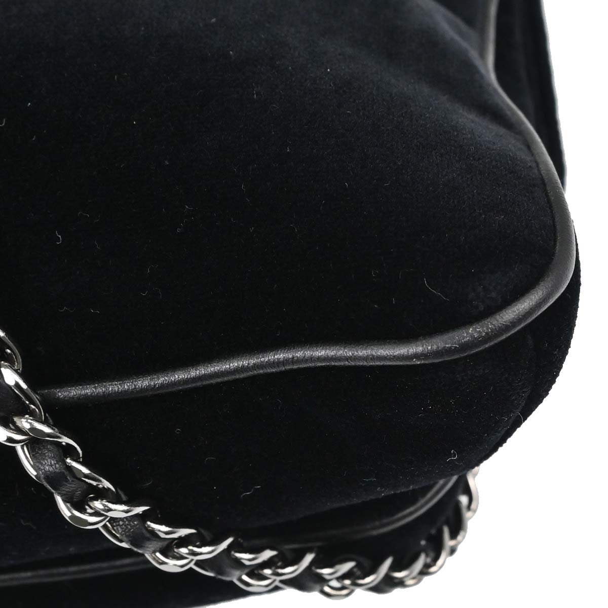 Chanel Giant Mademoiselle Lock Chain Velvet Black Velvet Shoulder Bag Bag (Pre-Owned)