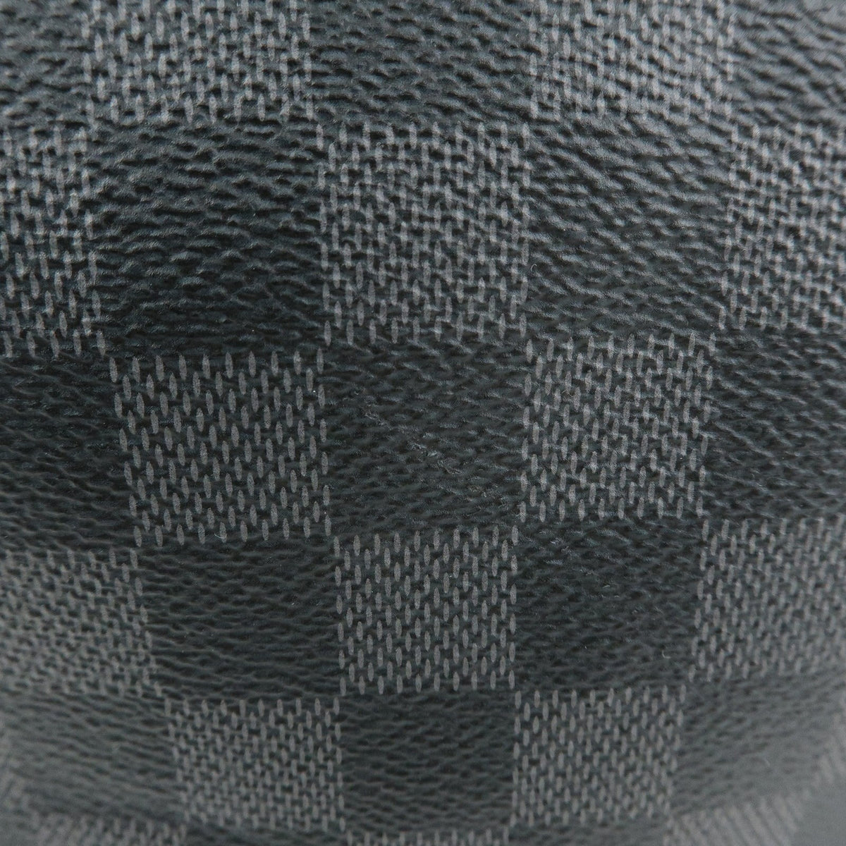 Louis Vuitton District Nm Messenger Damier Graphite Gray Canvas Handbag (Pre-Owned)