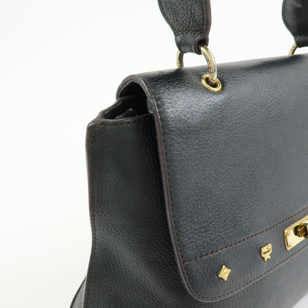 MCM Vintage Leather Black Leather Shoulder Bag Bag (Pre-Owned)