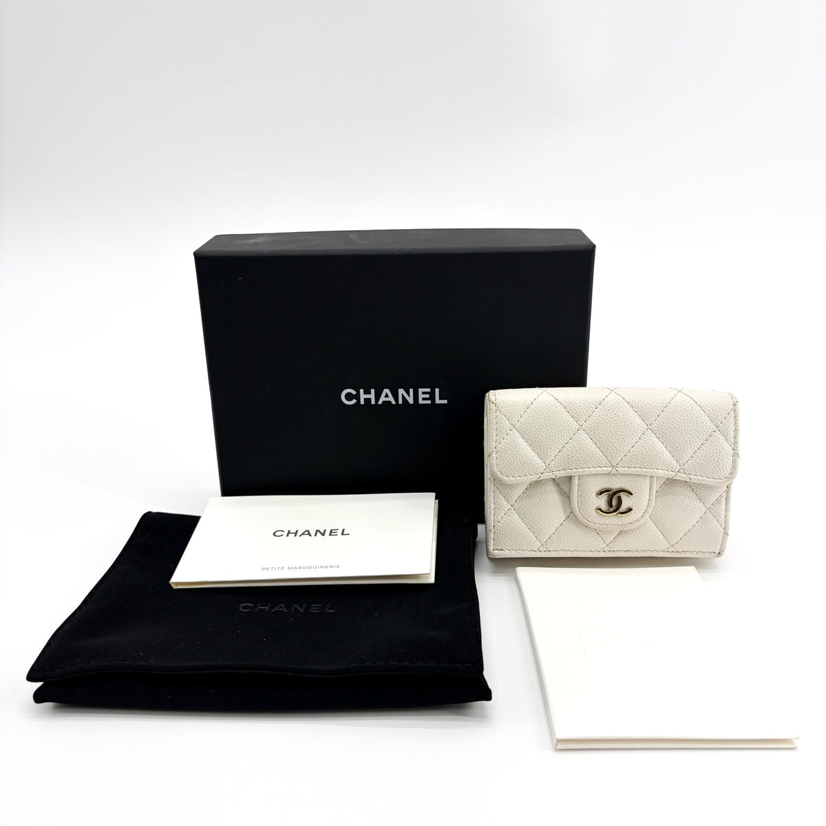 Chanel Classic Flap Card Holder Quilted Caviar White Calfskin Card Holders Accessory (Pre-Owned)