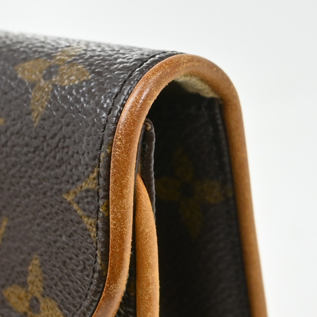 Louis Vuitton Florentine Waist Monogram Canvas Brown Canvas Clutche & Pouche Bag (Pre-Owned)