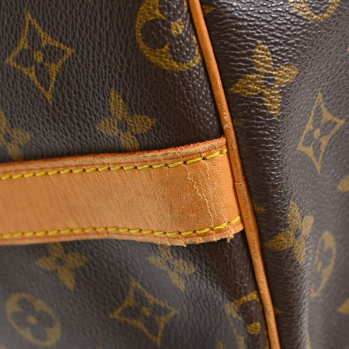 Louis Vuitton Keepall Bandoulière Monogram Brown Canvas Travel Bag Bag (Pre-Owned)