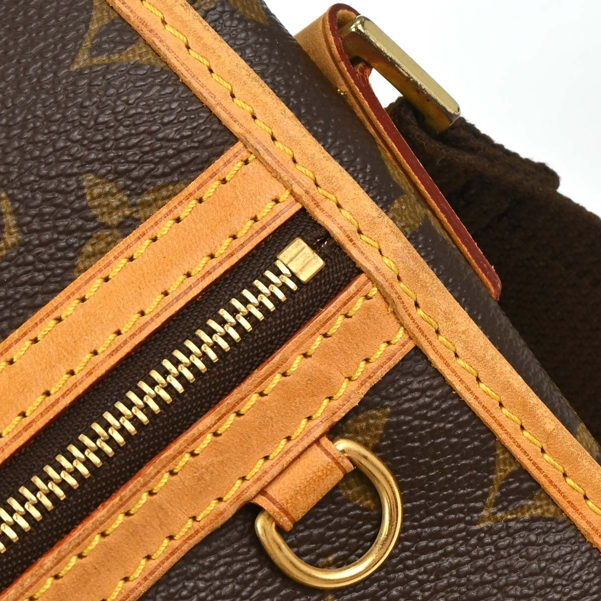 Louis Vuitton Bosphore Messenger Monogram Canvas Brown Canvas Shoulder Bag Bag (Pre-Owned)