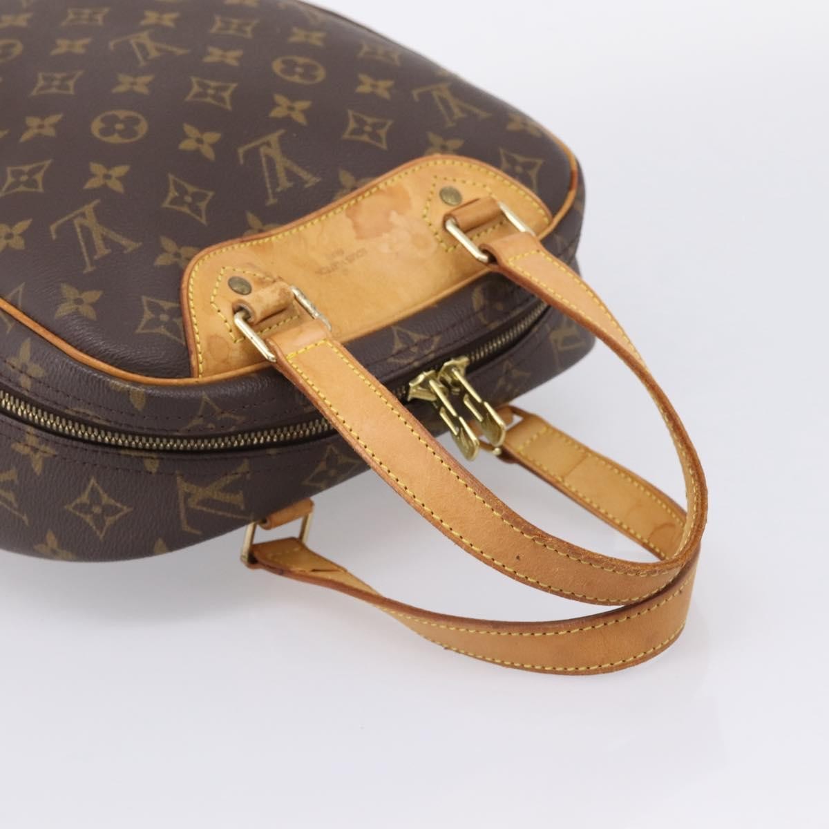 Louis Vuitton Excursion Monogram Canvas Brown Canvas Handbag (Pre-Owned)