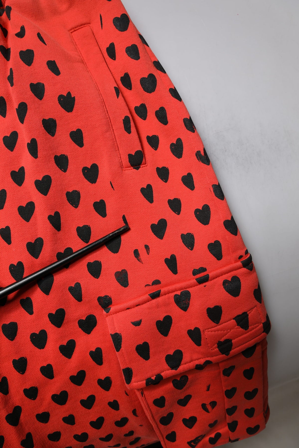 Dolce & Gabbana Red Hearts Cargo Jogger Men SweatMen's Men's Pants (Pre-Owned)