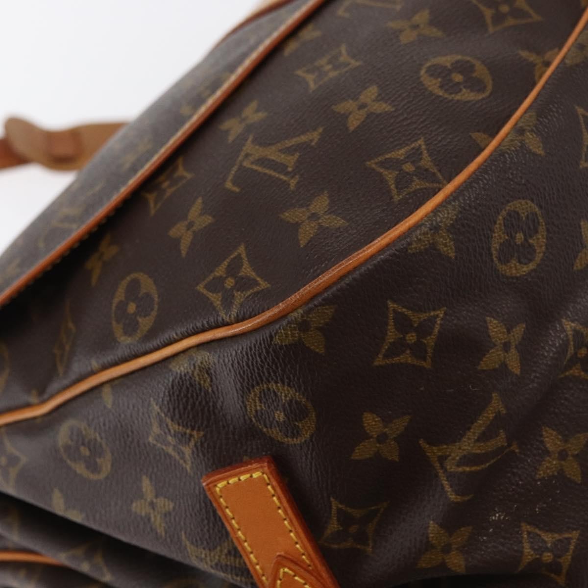 Louis Vuitton Saumur Monogram Canvas Brown Canvas Shoulder Bag Bag (Pre-Owned)