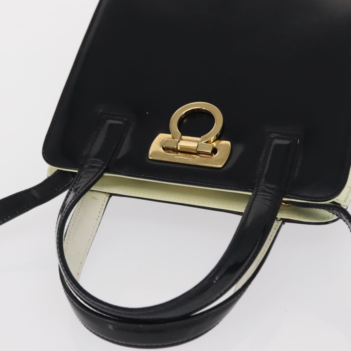 Salvatore Ferragamo Gancini Patent Leather Black Patent_Leather Handbag (Pre-Owned)