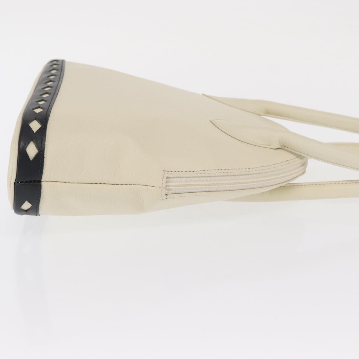 Saint Laurent Vintage Handbag Leather White Leather Handbag (Pre-Owned)