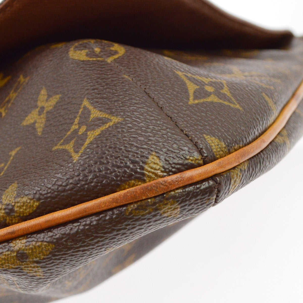 Louis Vuitton Musette Monogram Canvas Brown Canvas Shoulder Bag Bag (Pre-Owned)