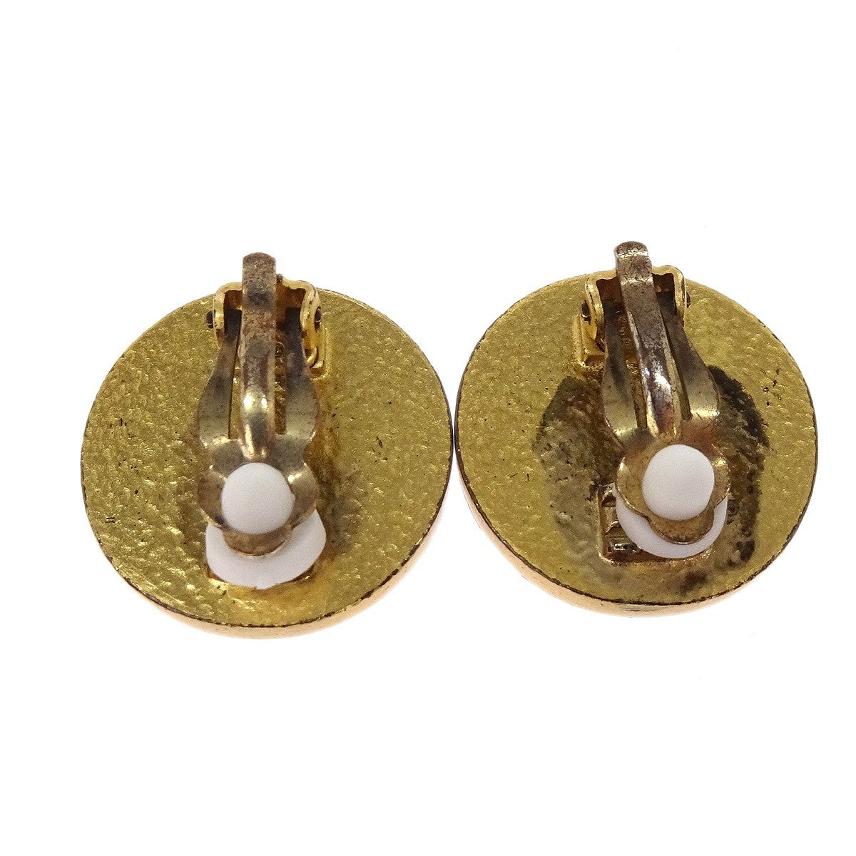 Chanel Cc Round Clip-On Metal Gold Gold_Plated Earrings Jewelry (Pre-Owned)