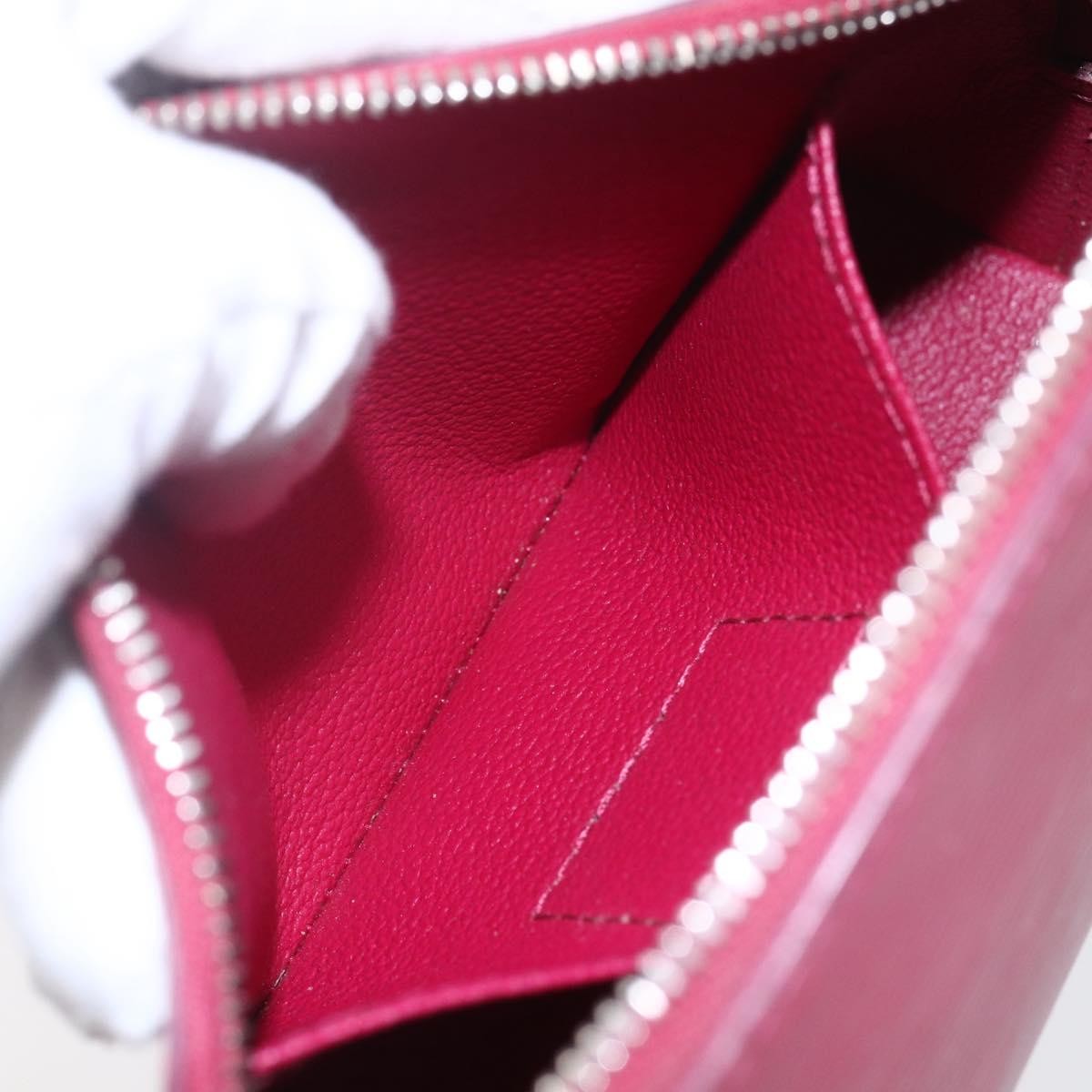 Louis Vuitton Cosmetic Epi Leather Burgundy Leather Clutche & Pouche Bag (Pre-Owned)