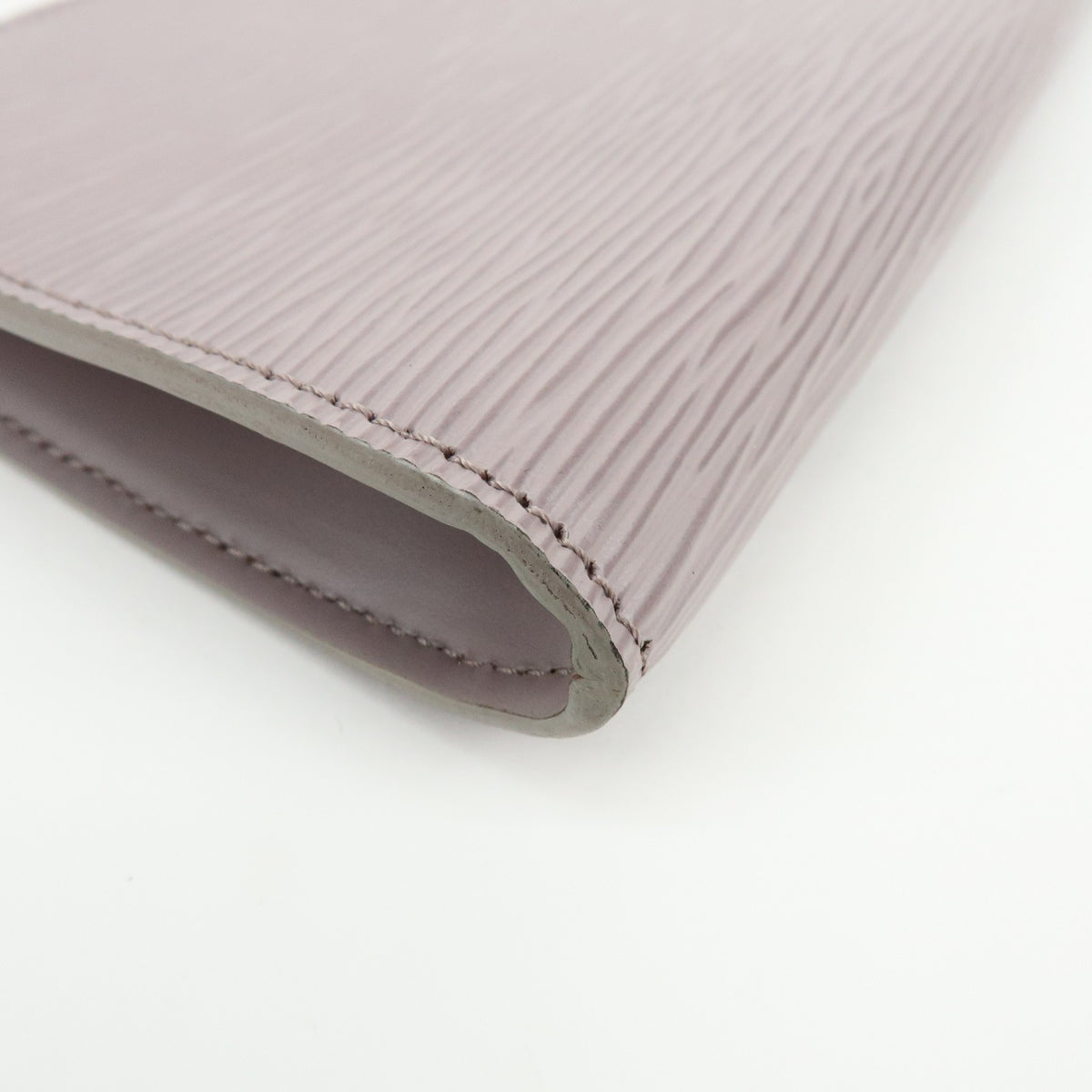 Louis Vuitton Pochette Accessoires Epi Leather Purple Leather Clutche & Pouche Bag (Pre-Owned)