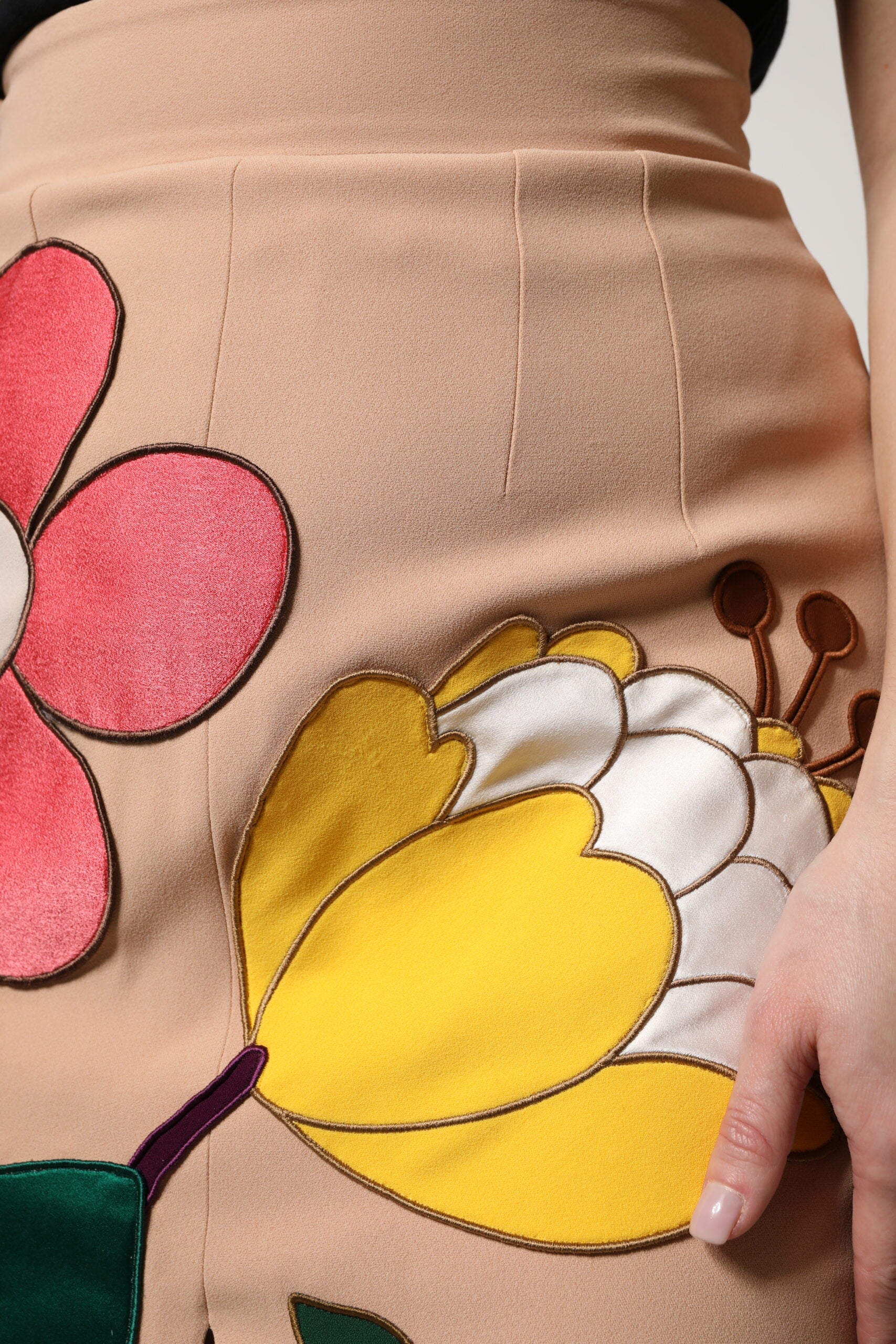 Dolce & Gabbana Beige Floral High Waist Pencil Cut Women's Skirt