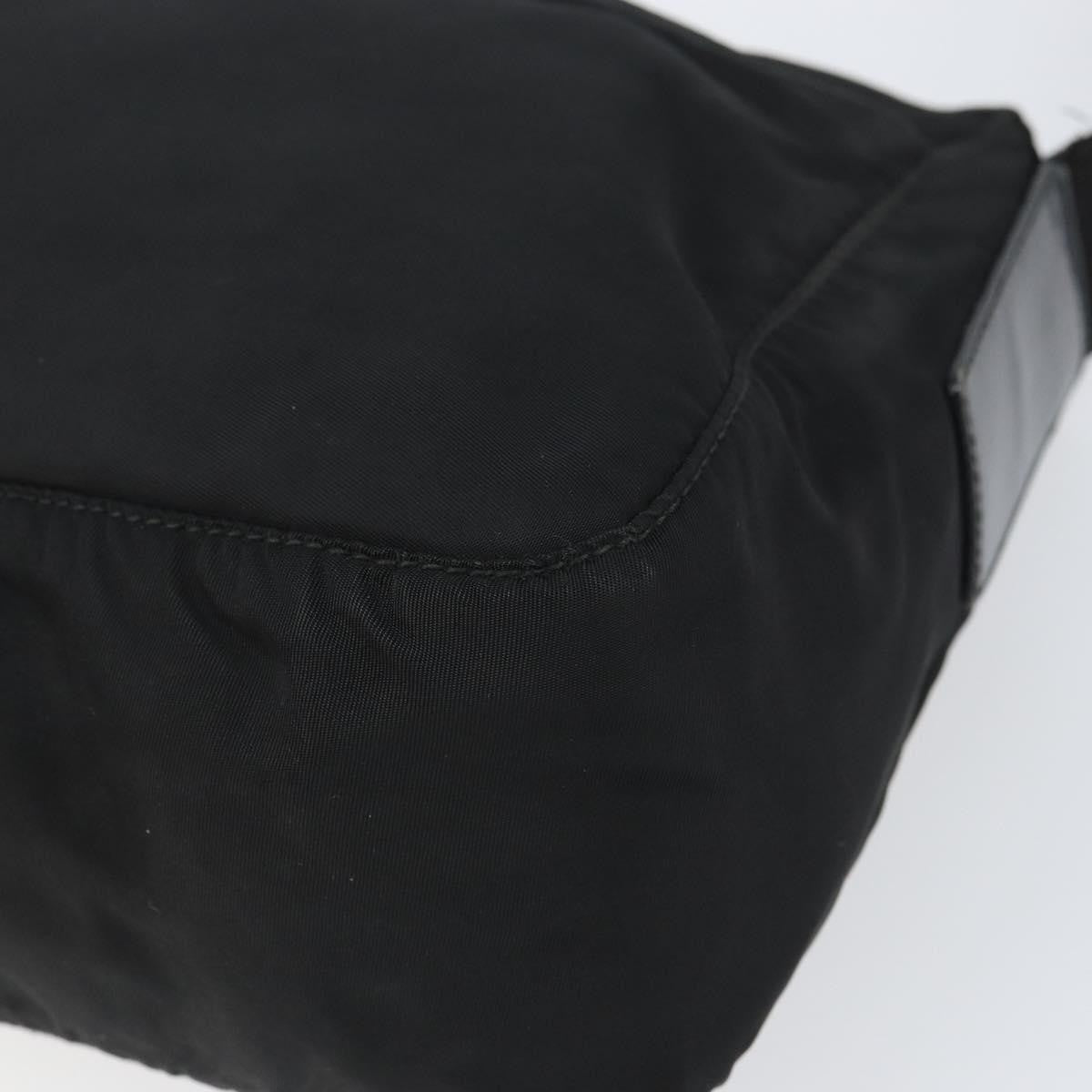 Prada Front Zip Messenger Quilted Tessuto Black Nylon Shoulder Bag Bag (Pre-Owned)