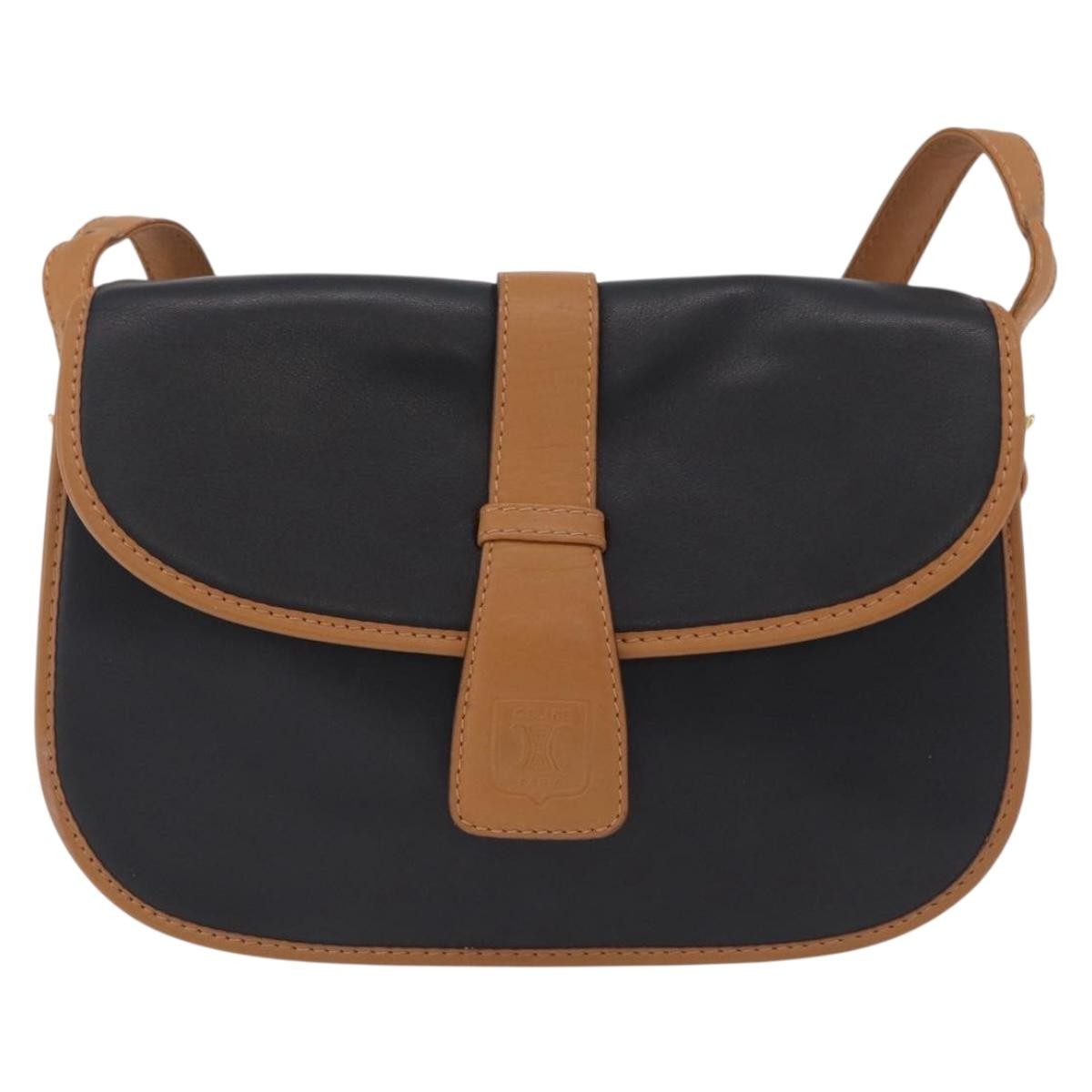 Celine Shoulder Leather Black Leather Shoulder Bag Bag (Pre-Owned)