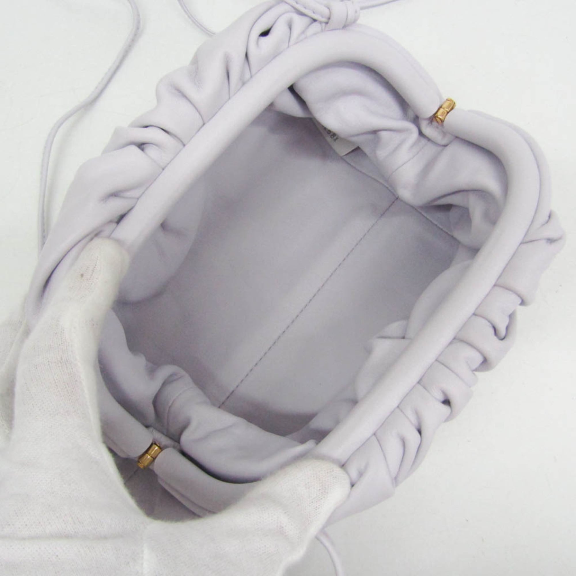 Bottega Veneta The Pouch Coin Purse Leather White Leather Clutche & Pouche Bag (Pre-Owned)