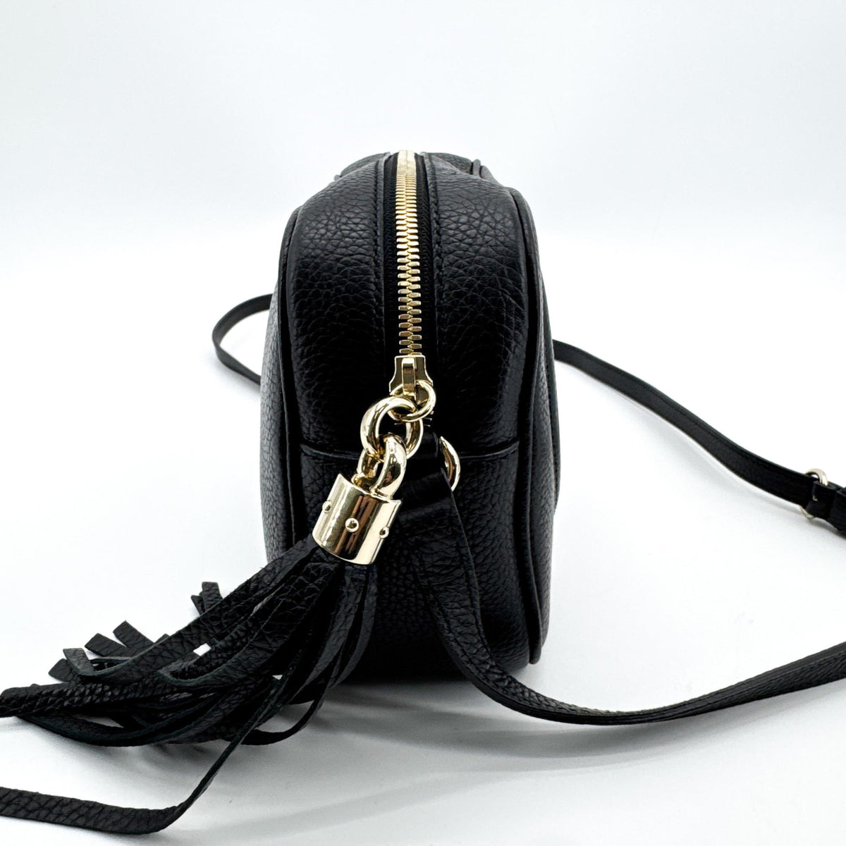 Gucci Soho Disco Leather Black Calfskin Crossbody Bag Bag (Pre-Owned)