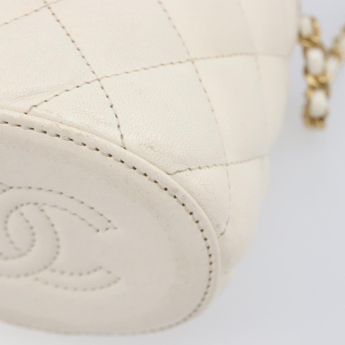 Chanel Crown Box Vanity Quilted Lambskin White Leather Handbag (Pre-Owned)