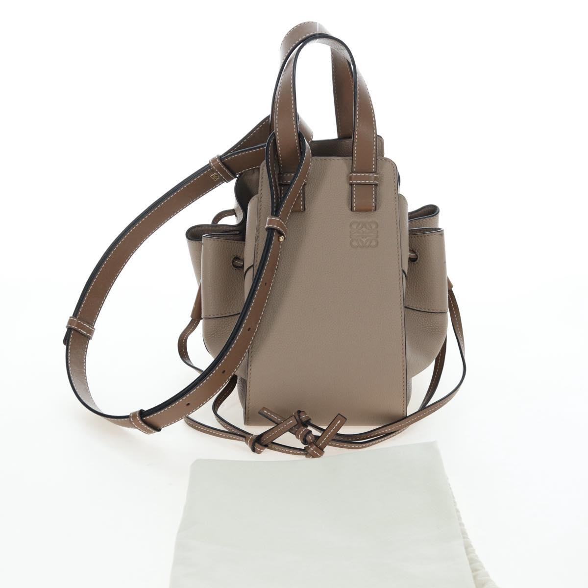 Loewe Hammock Leather Beige Leather Handbag (Pre-Owned)