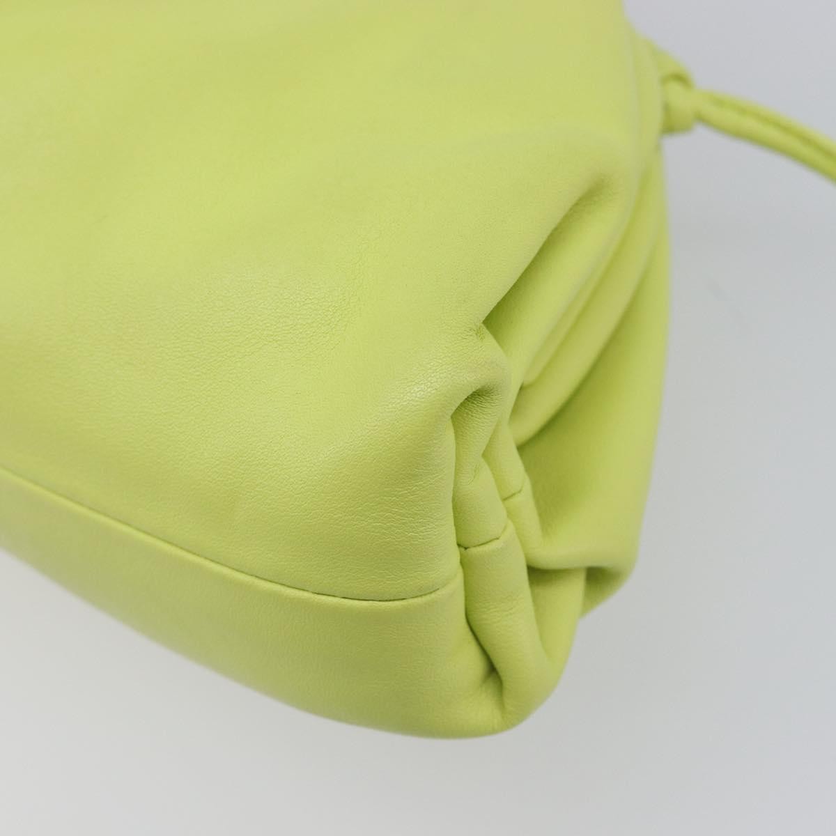 Bottega Veneta The Pouch Coin Purse Leather Green Leather Clutche & Pouche Bag (Pre-Owned)