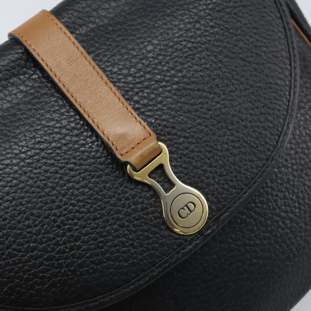 Christian Dior Vintage Cd Logo Leather Black Leather Shoulder Bag Bag (Pre-Owned)