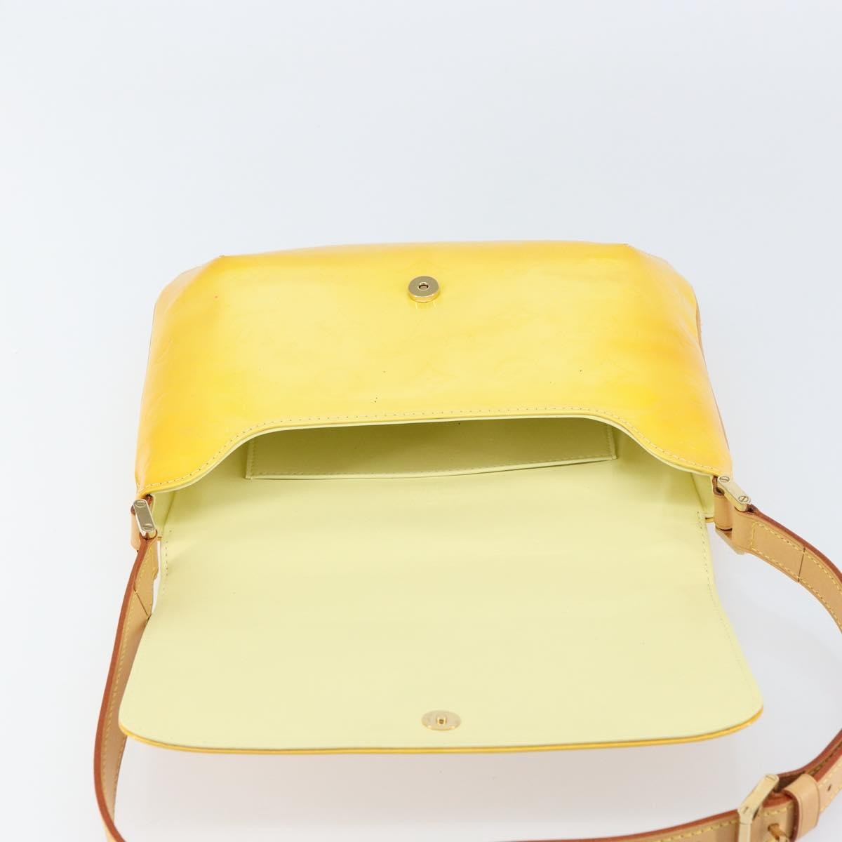 Louis Vuitton Thompson Street Monogram Vernis Yellow Patent_Leather Handbag (Pre-Owned)