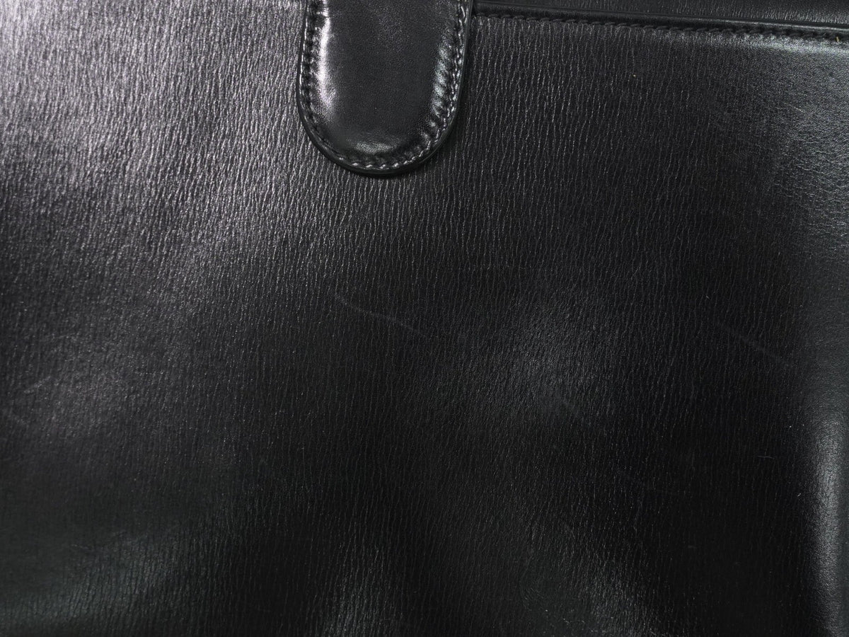Gucci Shoulder Leather Black Leather Shoulder Bag Bag (Pre-Owned)