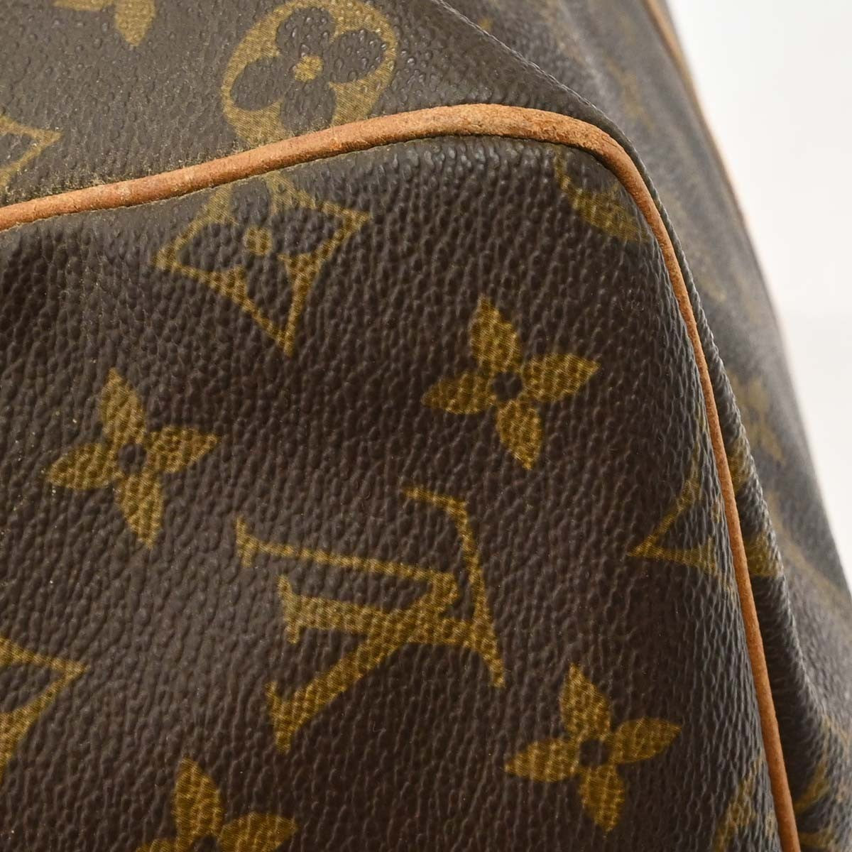 Louis Vuitton Keepall Monogram Canvas Brown Canvas Travel Bag Bag (Pre-Owned)