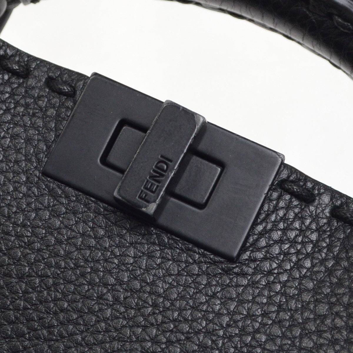Fendi Selleria Peekaboo Iseeu Raffia With Leather Black Leather Handbag (Pre-Owned)