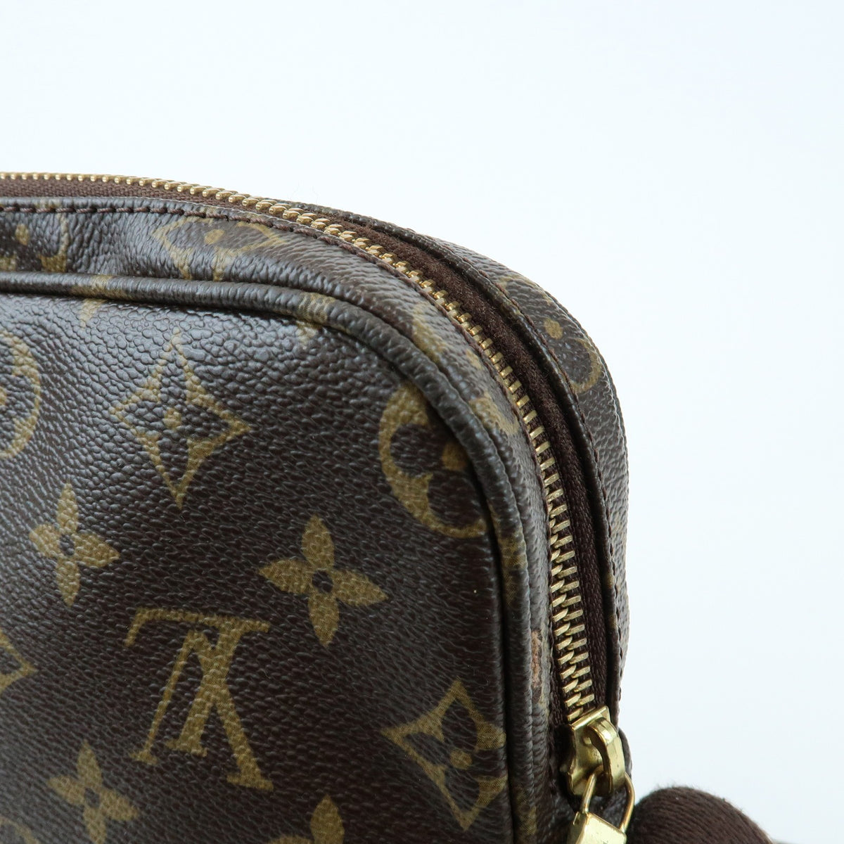 Louis Vuitton Trotteur Beaubourg Monogram Canvas Brown Canvas Handbag (Pre-Owned)