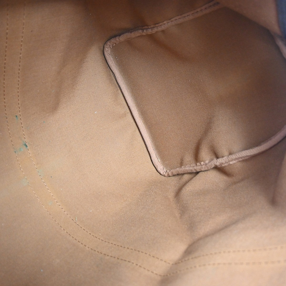 Louis Vuitton Keepall Monogram Canvas Brown Canvas Travel Bag Bag (Pre-Owned)