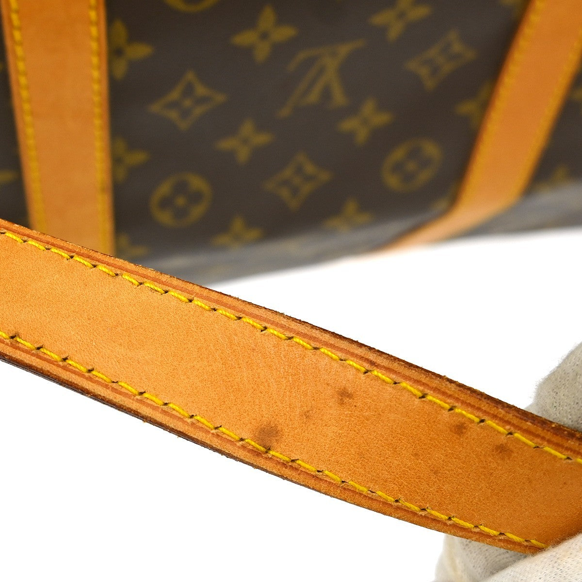 Louis Vuitton Keepall Bandoulière Monogram Brown Canvas Travel Bag Bag (Pre-Owned)