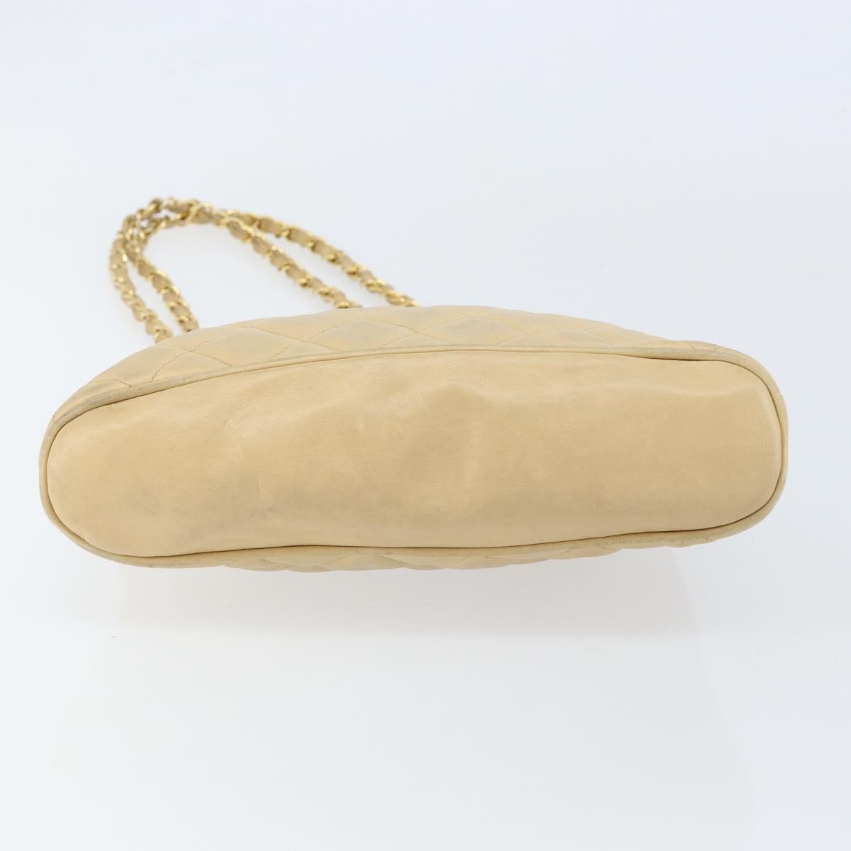 Chanel Vintaghe Chain Quilted Caviar Beige Leather Shoulder Bag Bag (Pre-Owned)