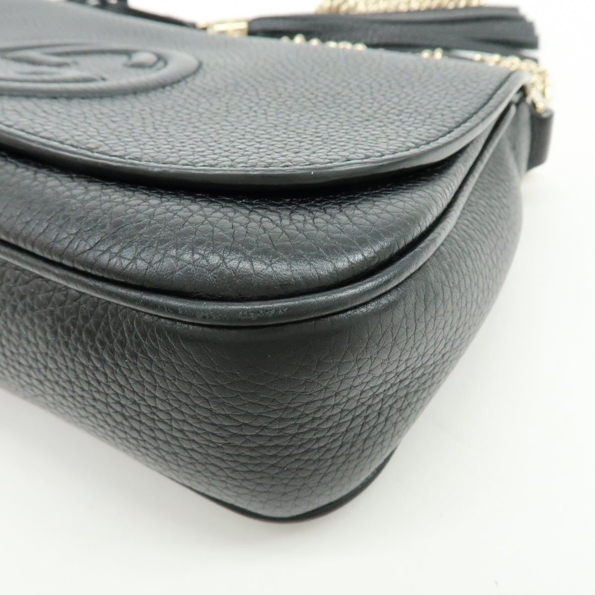 Gucci Soho Chain Leather Black Calfskin Crossbody Bag Bag (Pre-Owned)