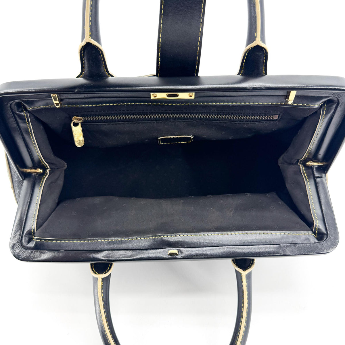 Louis Vuitton Suhali L'ingenieux Leather Black Leather Handbag (Pre-Owned)