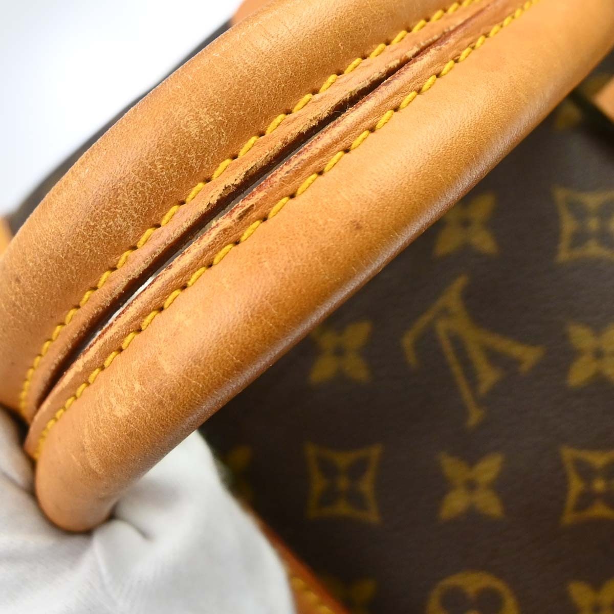 Louis Vuitton Keepall Monogram Canvas Brown Canvas Travel Bag Bag (Pre-Owned)