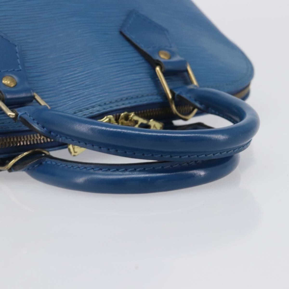 Louis Vuitton Alma Epi Leather Blue Leather Handbag (Pre-Owned)