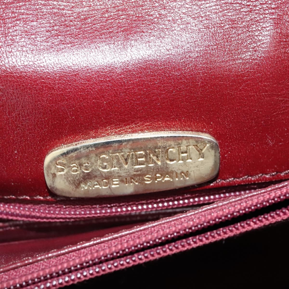 Givenchy Vintage 4G Leather Burgundy Leather Shoulder Bag Bag (Pre-Owned)