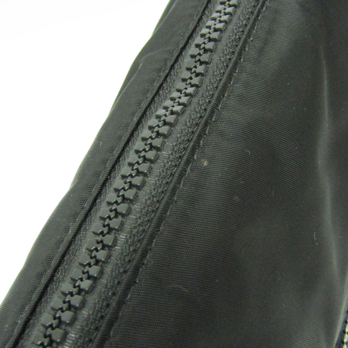 Bottega Veneta Vintage Clutch Nylon Black Nylon Clutche & Pouche Bag (Pre-Owned)