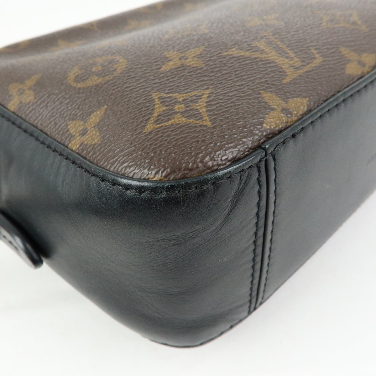 Louis Vuitton Saintonge Monogram Canvas With Leather Brown Canvas Handbag (Pre-Owned)
