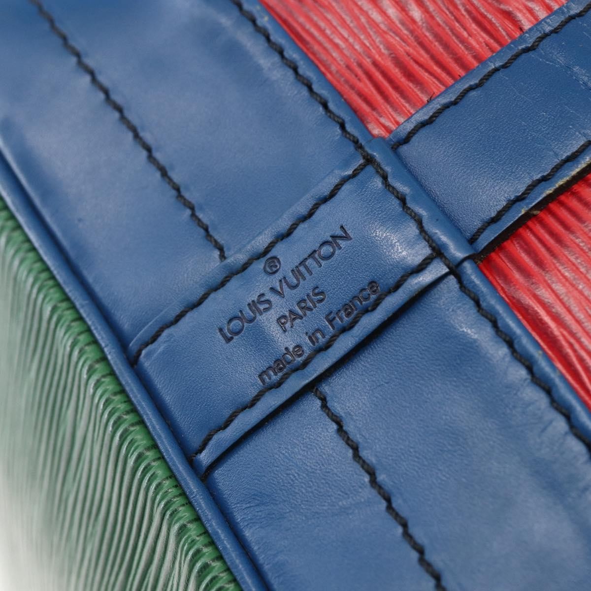 Louis Vuitton Tricolor Noe Epi Leather Multicolour Leather Shoulder Bag Bag (Pre-Owned)
