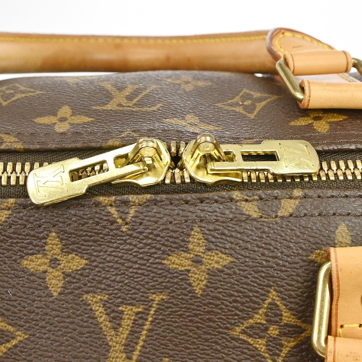 Louis Vuitton Keepall Monogram Canvas Brown Canvas Travel Bag Bag (Pre-Owned)