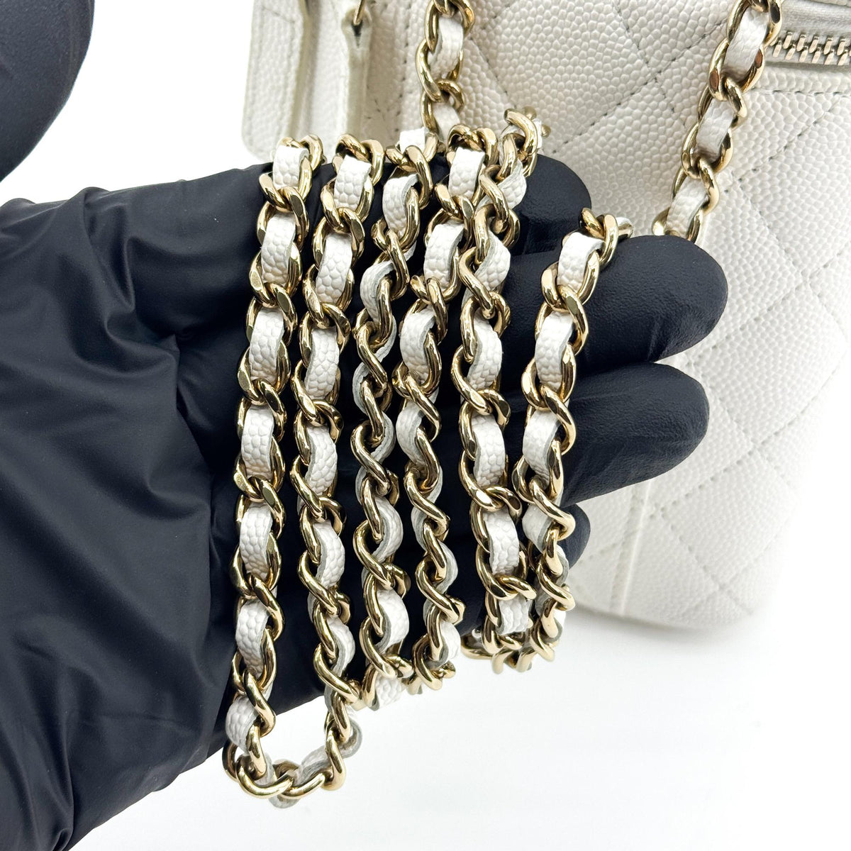 Chanel Vertical Classic Vanity Case With Chain Quilted Caviar White Calfskin Crossbody Bag Bag (Pre-Owned)